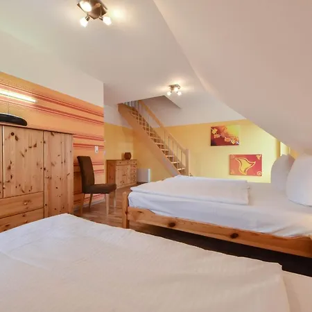 Benzer Hoeh Benz (Usedom)