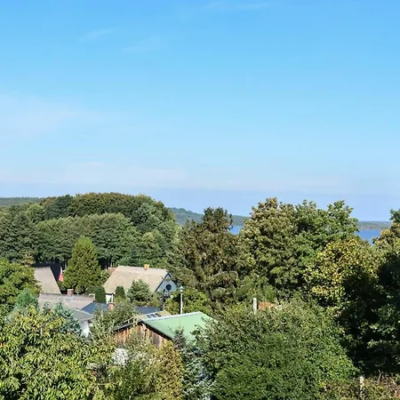 Benzer Hoeh Feriehus *